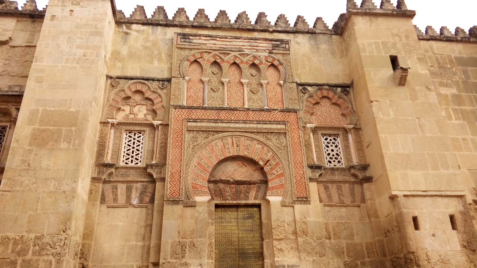 The exterior of the Mezquita