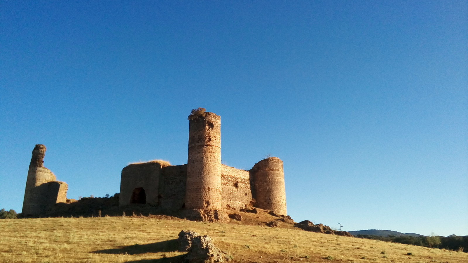 Castle ruins Real de la Jara
