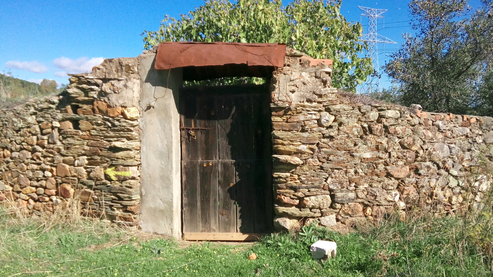 Stone wall